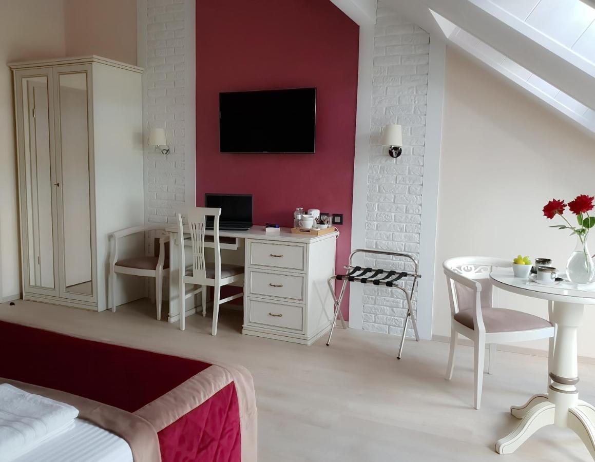 B&B Secret Garden Adults Only Voeren Buitenkant foto