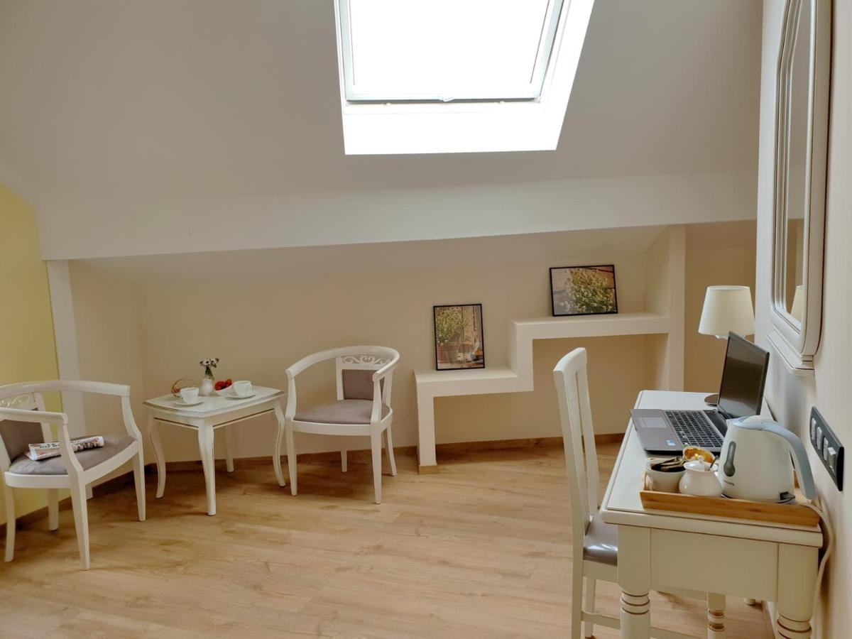 B&B Secret Garden Adults Only Voeren Buitenkant foto