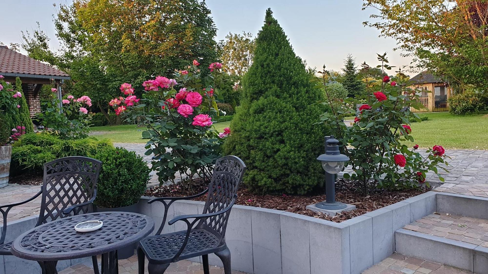B&B Secret Garden Adults Only Voeren Buitenkant foto